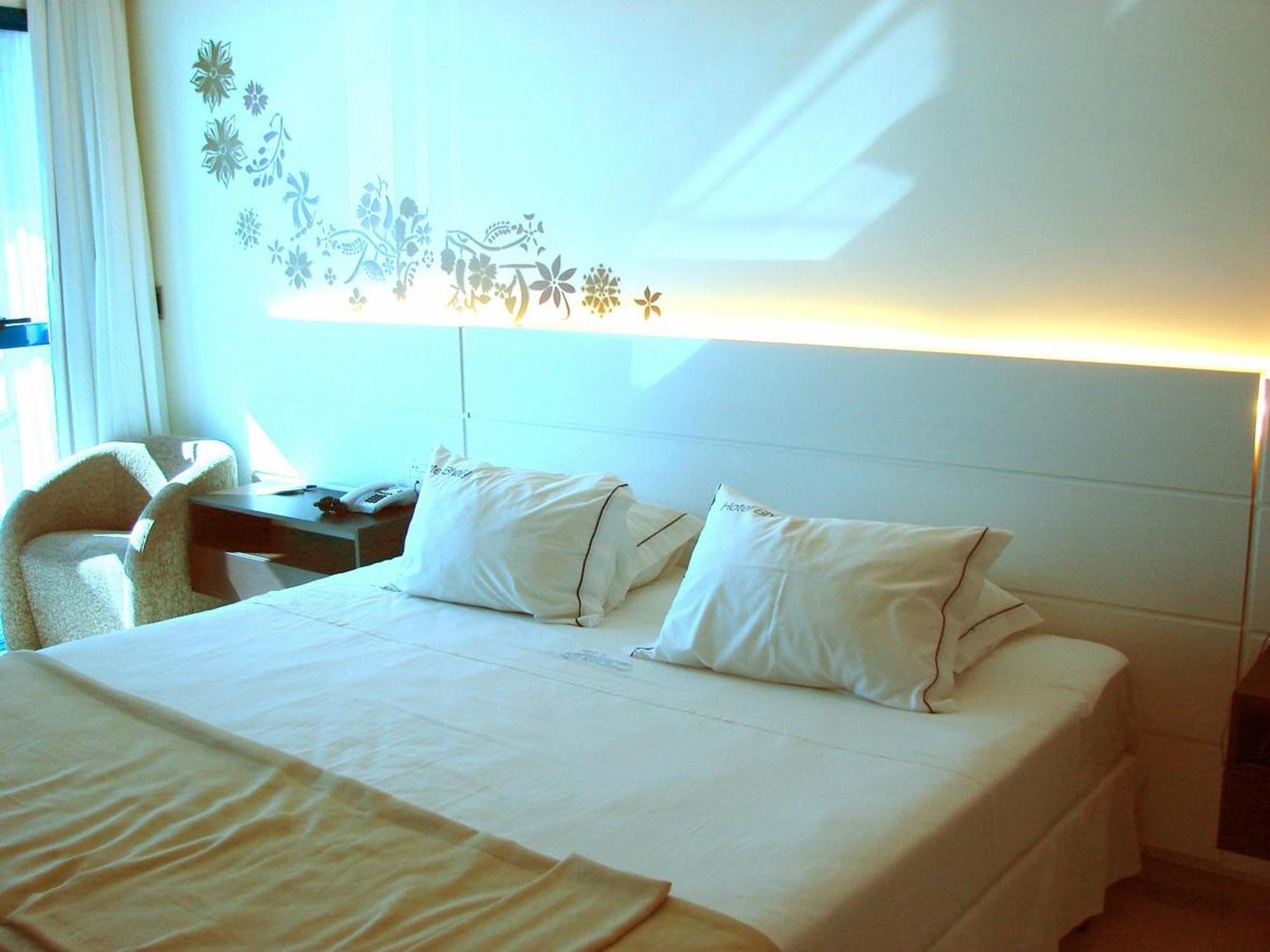 Hotel Bhally Balneário Camboriú Buitenkant foto