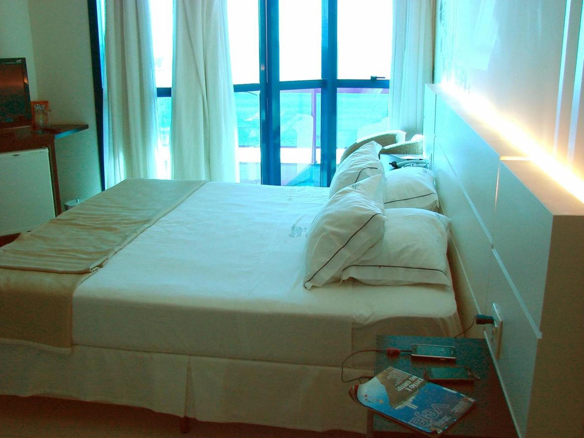 Hotel Bhally Balneário Camboriú Buitenkant foto