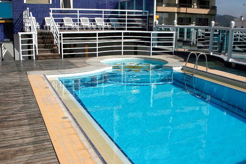 Hotel Bhally Balneário Camboriú Buitenkant foto