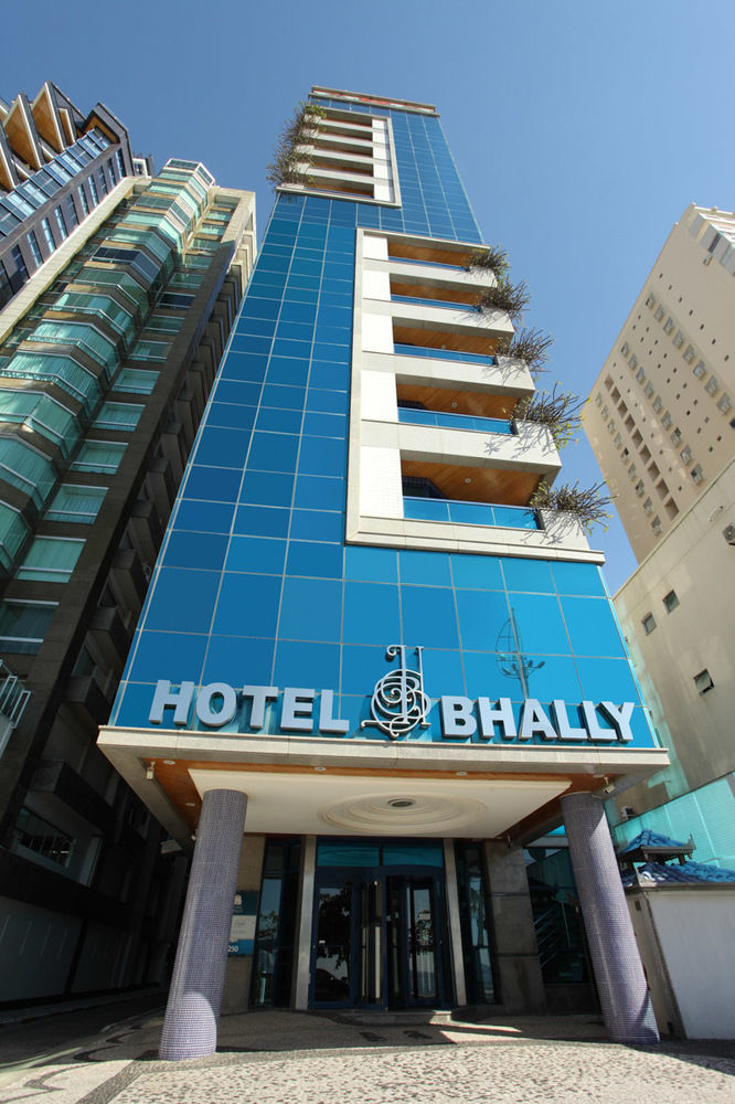 Hotel Bhally Balneário Camboriú Buitenkant foto