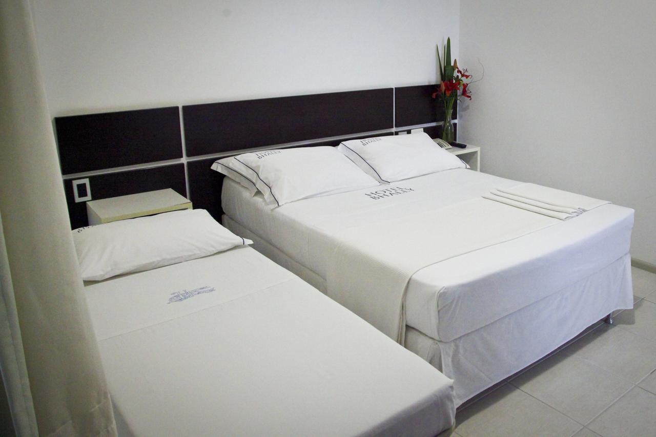 Hotel Bhally Balneário Camboriú Buitenkant foto