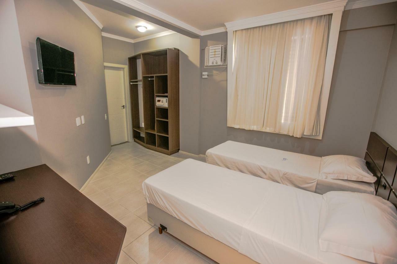 Hotel Bhally Balneário Camboriú Buitenkant foto